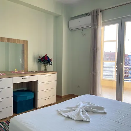 Appartement Spacious Urban Nest