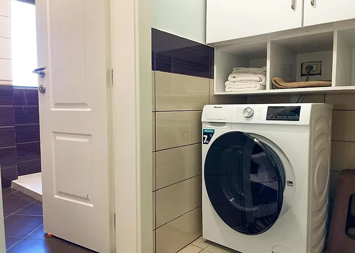 公寓 Spacious Urban Nest